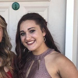 Meet your Posher, Brooke